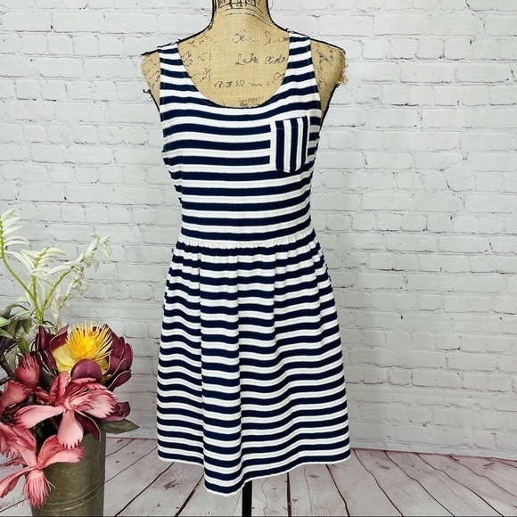 Maison Jules Textured Keyhole Back Striped Fit and Flare Dress - Picture 8 of 14